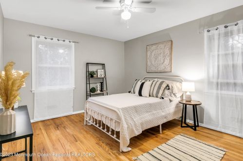 38 Normandy Ct, Middletown NJ 07748-3221 exterior