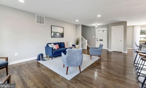 14409 Butternut Ct, Rockville MD 20853-2324 exterior