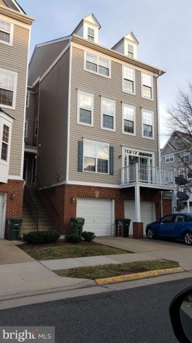 2533 Pascal Pl, Herndon, VA 20171-6119