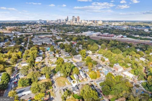 456 Mary St, Atlanta, GA 30310-3052