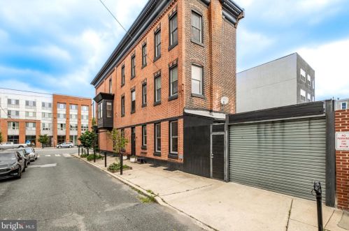 526 Girard Ave, Philadelphia PA 19130-1617 exterior