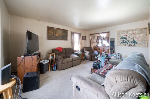 4301 36th St, Grand Rapids MI 49512-1947 exterior