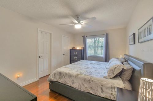 3616 Falling Leaf Ln, Orlando FL 32810-2268 exterior