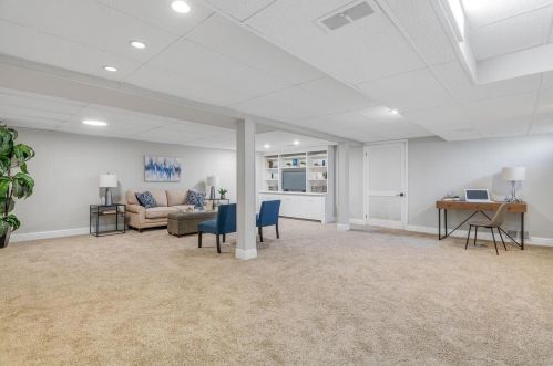 8820 Anaconda Dr, Saint Louis MO 63126-2301 exterior