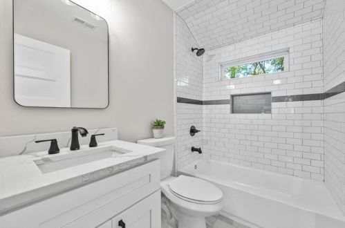 1752 Leslie Ave, Atlanta GA  30311-4114 exterior