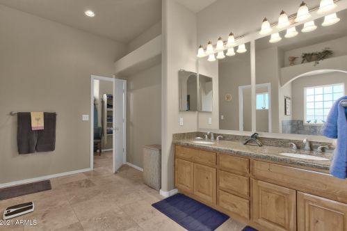 38301 15th Ave, Phoenix AZ 85041-4712 exterior