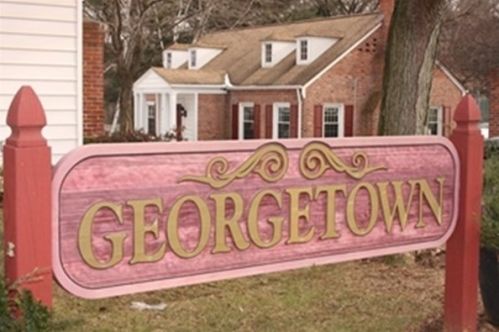 20 Halifax Ct, Springfield MA  01108-3150 exterior