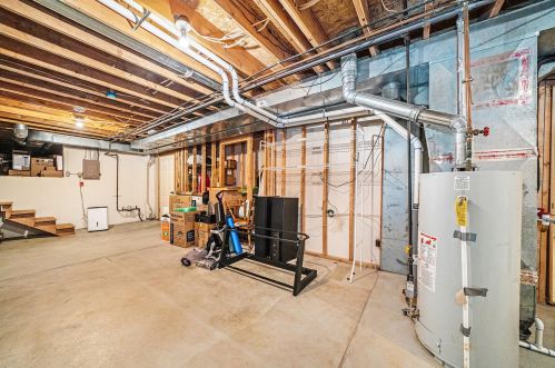 2657 Leffingwell Ave, Grand Rapids MI 49525-3967 exterior