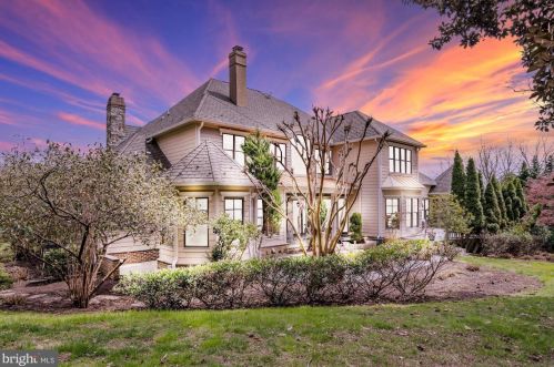 11300 Glen Rd, Rockville MD 20854-1849 exterior