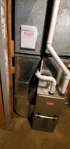 2131 G Ave, Kalamazoo MI 49004-1942 exterior