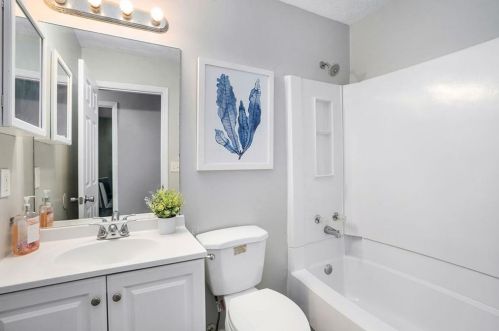 5576 Ln Fleur Trl, Lithonia GA 30038-2843 exterior