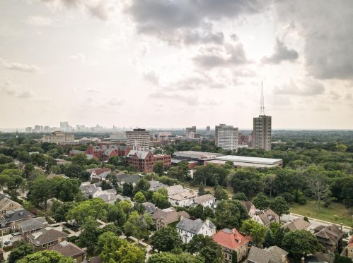 2723 Edgewood Ave, Milwaukee WI  53211-2913 exterior