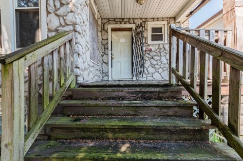 7324 Paulina St, Chicago, IL 60626-1608