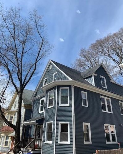 118 Jenkins St, Providence, RI 02906-1742