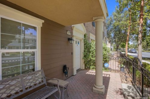 1472 Montgomery St, Tustin, CA 92782-1792