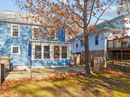 26 Whitford Ave, Providence RI 02908-3355 exterior