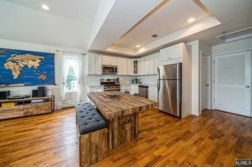 234 Division St, Cliffside Park NJ 07010-2305 exterior