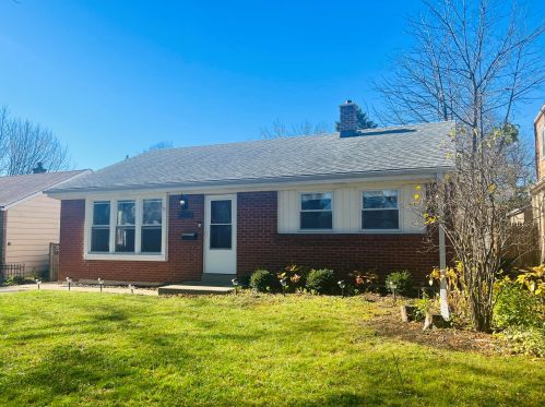 4011 56th St, Milwaukee, WI 53220-2634