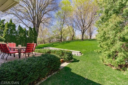 1907 Hampshire Ave, Saint Paul MN 55116-2401 exterior