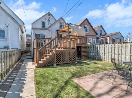 3345 Kedzie Ave, Chicago IL 60632-2728 exterior