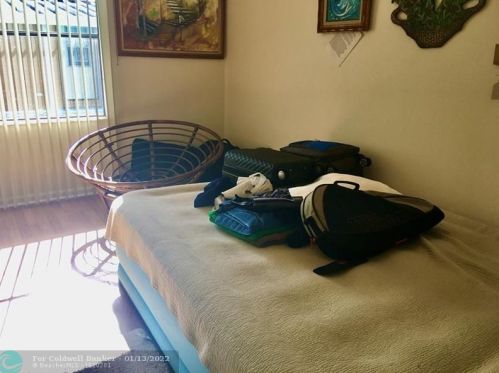 2947 Fiddlewood Cir, Fort Pierce FL 34952-3342 exterior