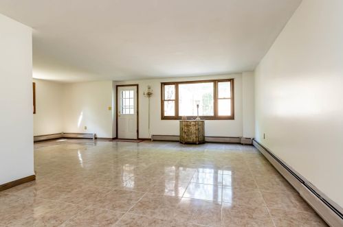 69 Lovering Ave, Concord NH 03307-1200 exterior