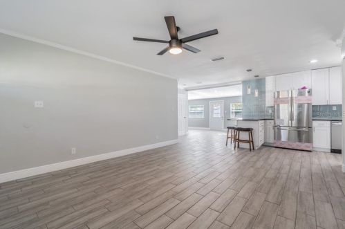 4722 Bay Ave, Tampa FL 33616-1070 exterior