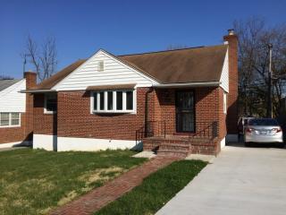 2115 Meadowview Dr, Baltimore, MD 21207-5314