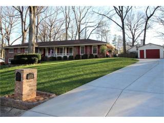 4033 Oak Crest Dr, Tucker, GA 30084-7520