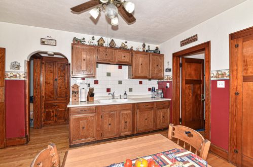 3412 9 Pl, Milwaukee WI 53215-3211 exterior