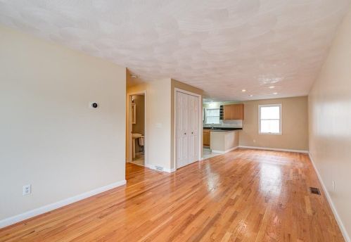 25 Miles Ave, Providence RI  02906-4214 exterior