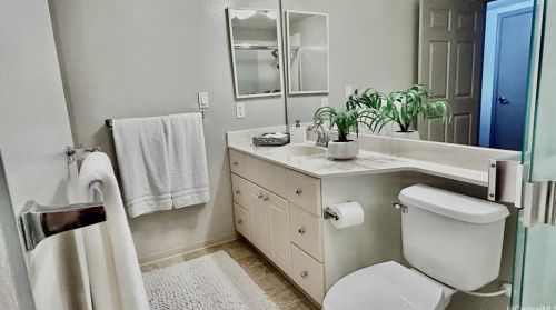 7012 Hawaii Kai Dr, Honolulu HI 96825-4137 exterior