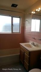 8257 Corliss Ave, Seattle WA  98103-4524 exterior