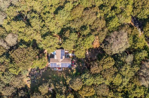 15 Mary Rd, Eastham MA 02642-2927 exterior