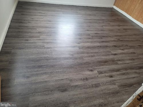 6006 Clay St, Washington, DC 20019-7949