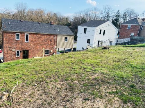 119 Columbia Dr, Pittsburgh PA  15236-4428 exterior