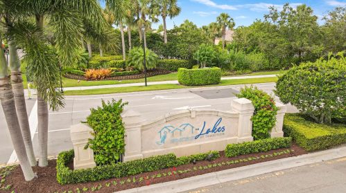 11269 Northland Dr, Fort Pierce FL 34987-1942 exterior