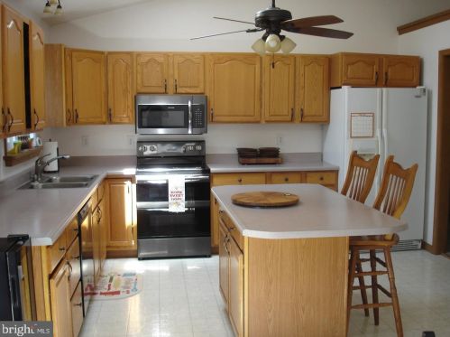 745 Kindig Rd, Littlestown PA 17340-9169 exterior