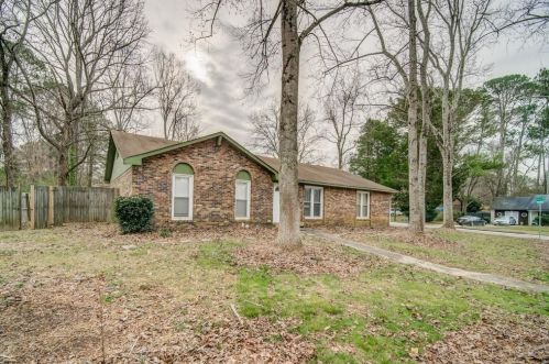 6650 Bellburn Rd, Atlanta, GA 30349-4614