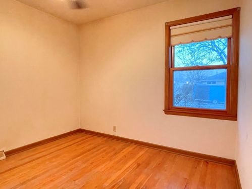 7100 Verona Ct, Milwaukee WI 53219-3932 exterior