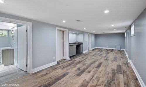 5416 Natchez Ave, Chicago IL  60638-2516 exterior