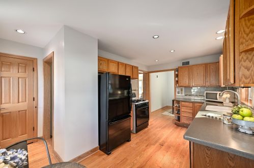 8324 Gridley Ave, Milwaukee WI 53213-3041 exterior