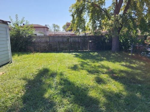 2032 15 Ave, Broadview IL 60155-3008 exterior