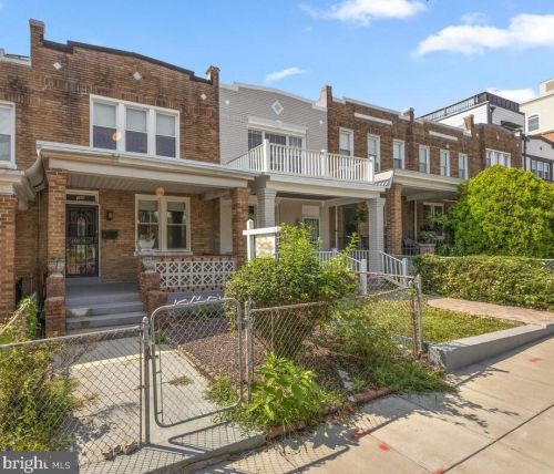 155 Todd Pl, Washington, DC 20002-1379