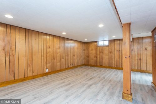 678 Iowa Ave, Saint Paul MN 55106-1015 exterior