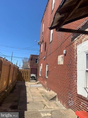 2113 28 St, Philadelphia PA 19145-2522 exterior