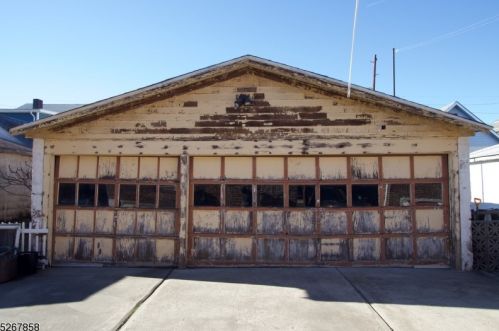 494 13 St, Newark NJ 07107-1105 exterior