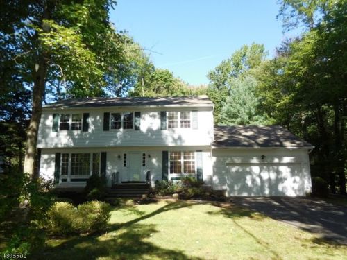 1207 Crim Rd, Bridgewater NJ  08807-2306 exterior