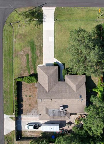 1718 Ocean Cove Ave, Fort Pierce FL  34953-2450 exterior