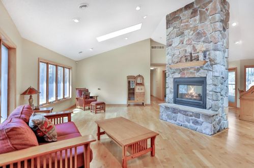 2889 377 Ave, Stanford MN 55080-8727 exterior